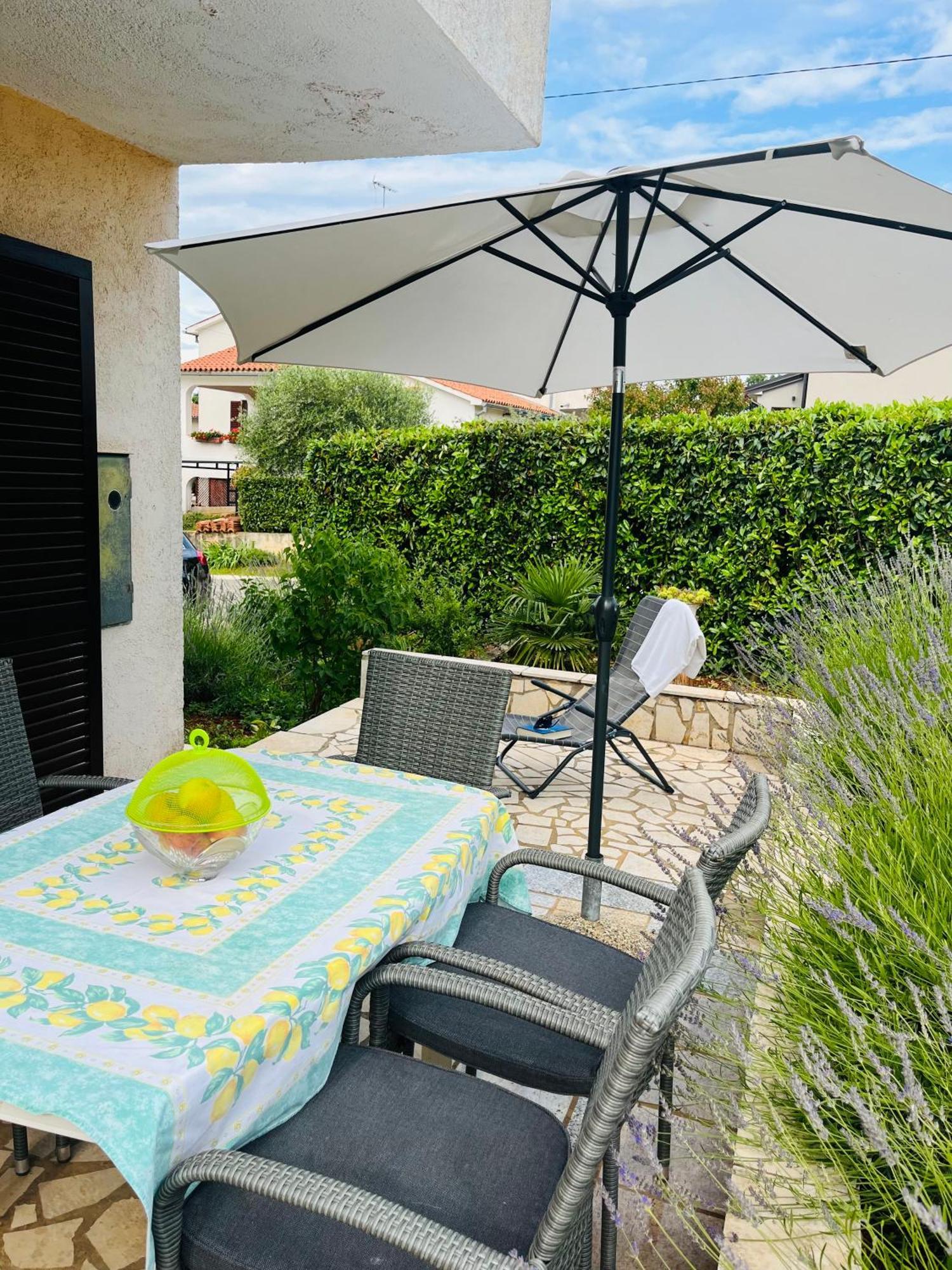 Apartments Marica Пореч Екстер'єр фото